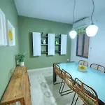 Luxury & Spacious 3 Bedroom Seafront, Balcony Yhai1-1