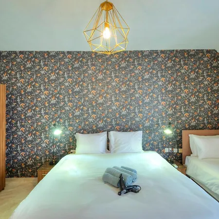 Luxury & Spacious 3 Bedroom Seafront, Balcony Yhai1-1 דירה *